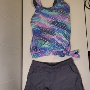 NWOT MULTICOLORED TANKINI W/ BOY SHORTS SIZE SMALL BRAND UNKOWN